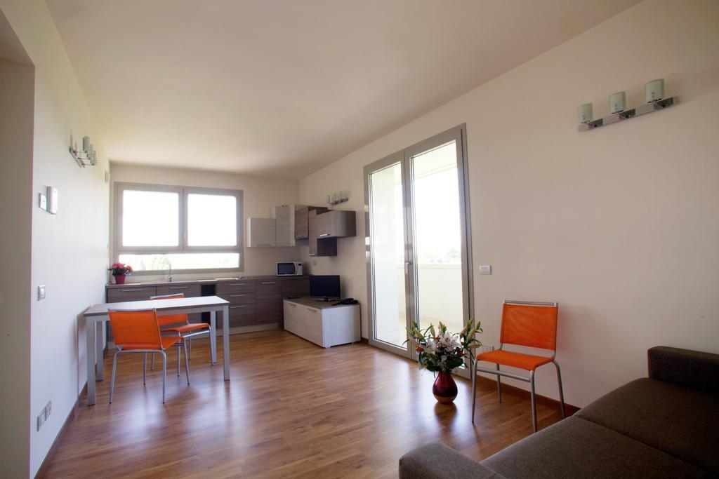 Residence Le Querce Cernusco Sul Naviglio Camera foto