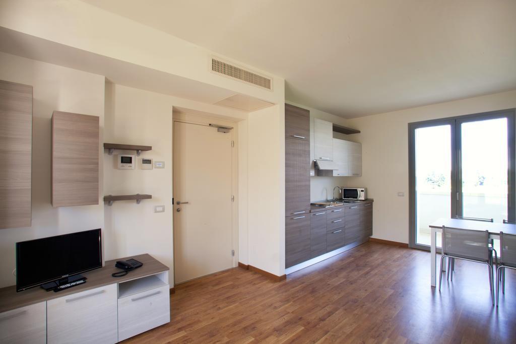 Residence Le Querce Cernusco Sul Naviglio Camera foto