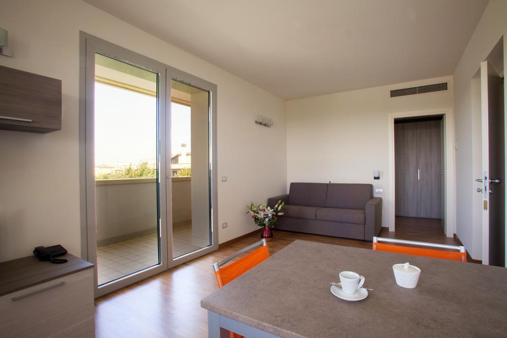 Residence Le Querce Cernusco Sul Naviglio Camera foto